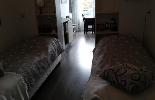 Den Burg House | Homestay Bij Aelita