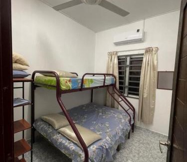 Pasir Puteh House | Homestay Che Nor
