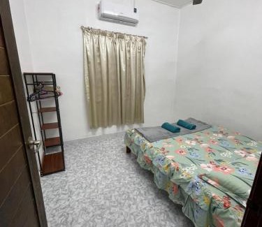 Pasir Puteh House | Homestay Che Nor