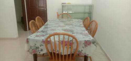 Kampung Kayu Arang Apartment | Homestay Humair