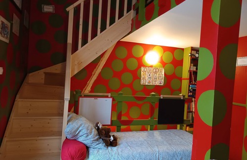 Chaley Bed & Breakfast | Homestay in the countryside