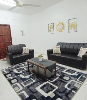 Kampung Seberang Takir House | Homestay Kiter Kuala Terengganu