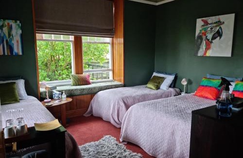Westport House | Homestay On Queen
