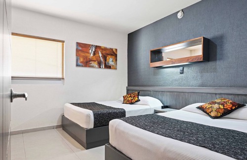 Tres Rios Hotel | Homesuites Zaragoza