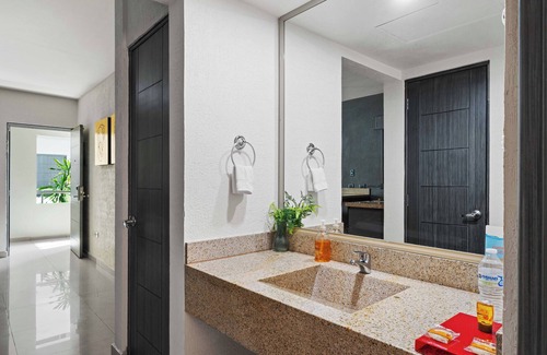 Tres Rios Hotel | Homesuites Zaragoza