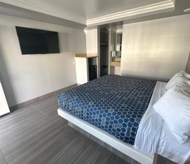 Los Banos Hotel | HomeTown Inn