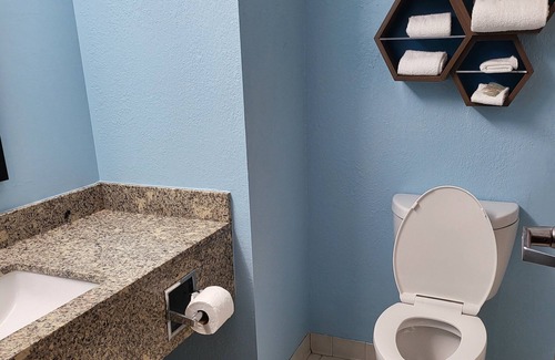 Prattville Hotel | HomeTowne Studios by Red Roof Prattville