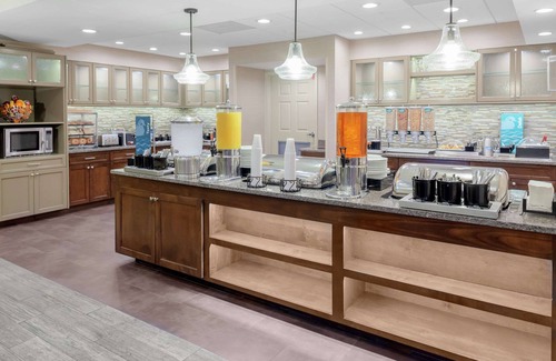 Tallahassee Hotel | Homewood Suites by Hilton Tallahassee