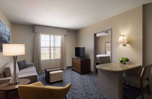 Lubbock Hotel | Homewood Suites by Hilton Lubbock