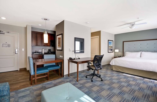 Wilmington Hotel | Homewood Suites Wilmington/Mayfaire