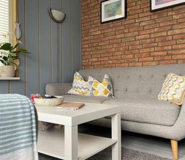 Ouddorp Apartment | Hon70pj kleines Ferienhaus in Ouddorp