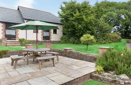 Holsworthy Cottage | Honey Bee Cottage