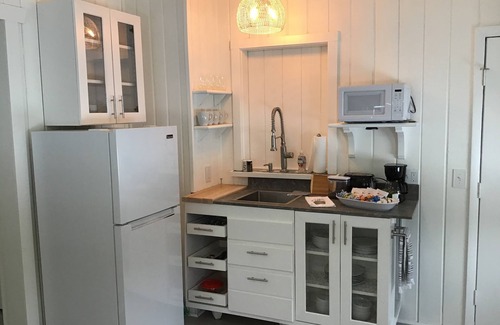 Petoskey House | Honey Suite at Bear River House