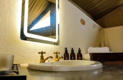 Thorny Bush Game Reserve Other | Honeyguide Tented Safari Camps - Mantobeni