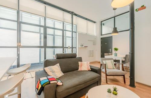 Alameda Apartment | HoneyMoon Apartment