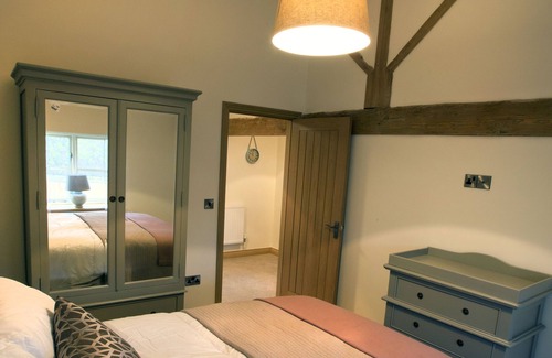 Astbury Cottage | Honeysuckle - Stunning Barn Conversion With Access to Heated Indoor Pool