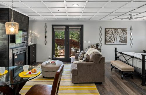 West Sedona House | Honeysuckle Villa- Romantic Getaway