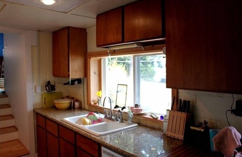 Hoodsport Cabin | Hood Canal 2 B/R Waterfront Cabin. Sleeps 4.