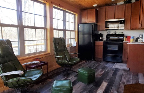 Garfield House | Hoot Owl Cabin - LAKEFRONT 2-Loft Cabin with stairs to the shoreline!