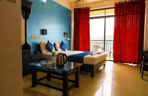 Aadit Hotel | Horizon Heights Resorts Munnar