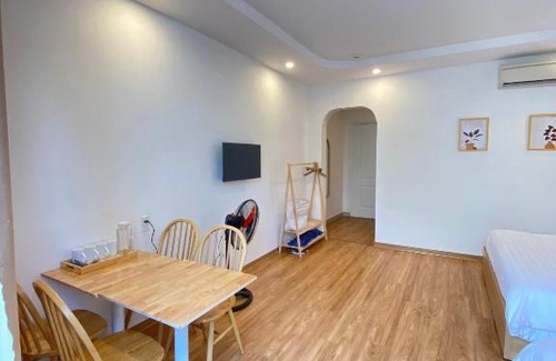 Ngu Hanh Son Apartment | Horizon Hotel & Apartment - At Walking street near the beach