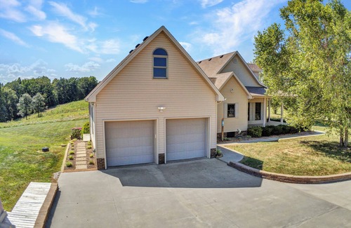 Mammoth Cave House | Horizon Ridge Hideaway-Mammoth Cave & Nolin Lake-Enjoy Fireflies & Starry Skies
