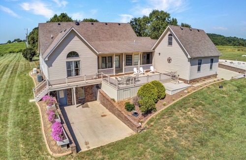 Mammoth Cave House | Horizon Ridge Hideaway-Mammoth Cave & Nolin Lake-Enjoy Fireflies & Starry Skies