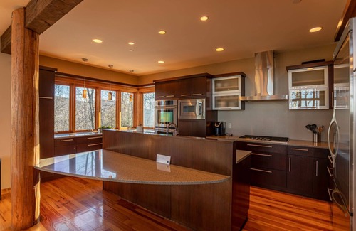Boone House | Horizon's Edge - Stunning Mountain Luxury home with hot tub and only 10 minutes to downtown Boone!