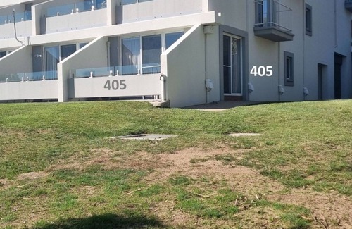 Jindabyne Apartment | Horizons Resort 405 - Central Lakefront Jindabyne Apartment with resort amenities