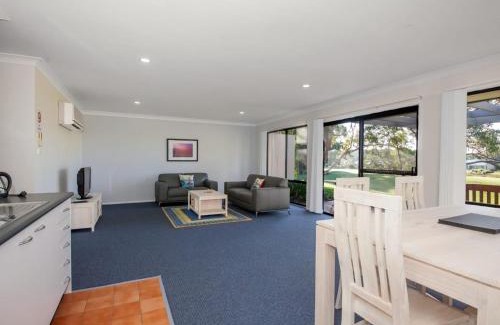 Salamander Bay Villa | Horizons Retreat