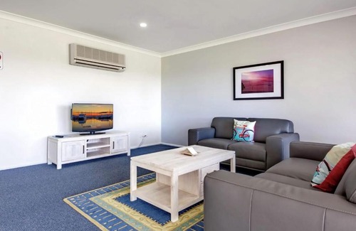Salamander Bay Villa | Horizons Retreat