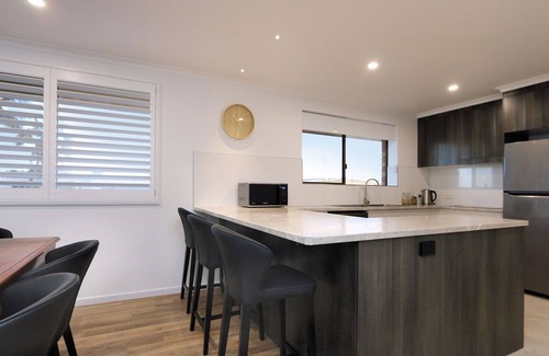 Bargara Apartment | "Horizons" Unit 4 - Beachfront Unit