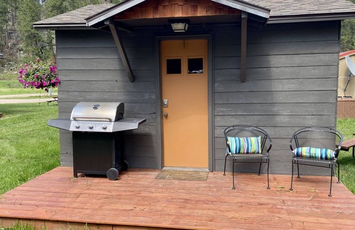 Rapid City Cabin | Horse Creek - Tiny Cabin 7