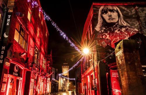 Castle Quarter Apartment | Horse & Groom Apartments