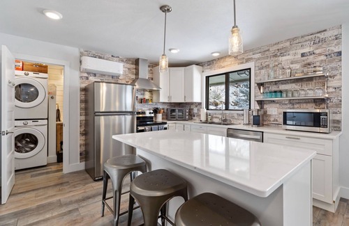 Fort Collins House | Horsetooth Viewtopia - Stunning 360 Views & Hot Tub