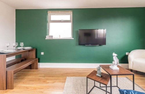 Bristol Floating Harbour Apartment | Horton Place by Prescott Apartments