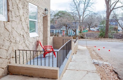 Edgewood Apartment | Hosea - House of Sng