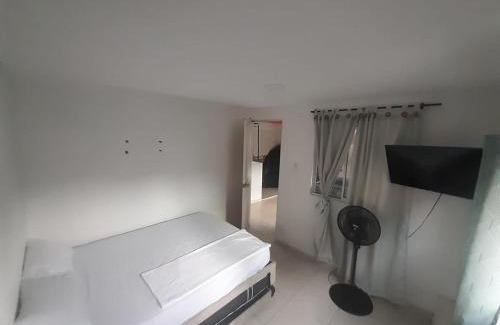Yumbo House | Hospedaje ASL Home La Estancia