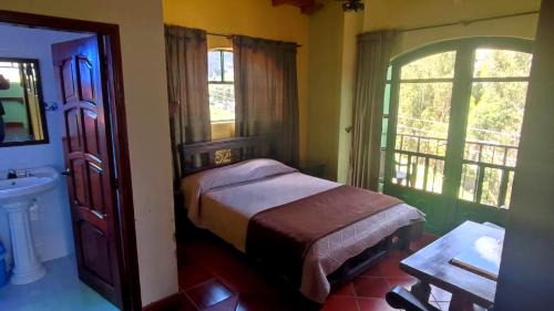 Guatavita Hotel | Hospedaje Mirador de Pueblo viejo