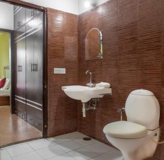 Kumarhatti Apartment | Host Jatin Kasauli Pine Villa 7oI827o7o3