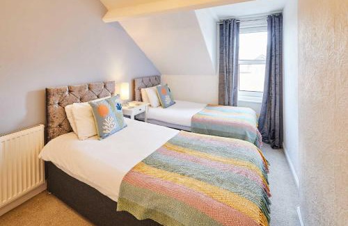 West Cliff House | Host & Stay - Allium House