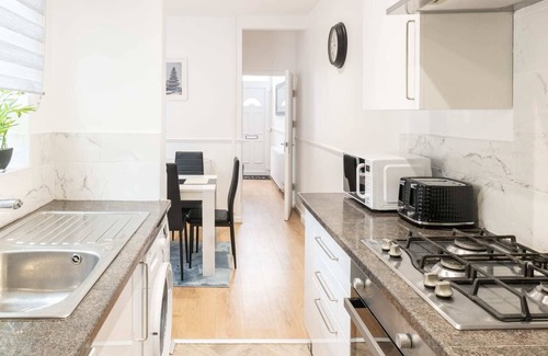 Liverpool House | Host & Stay | Bardsay Road