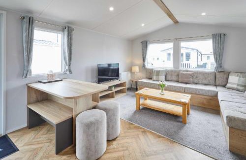 Morecambe Ski Chalet | Host & Stay - Bowland