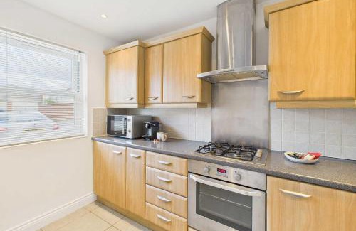 Cheltenham House | Host & Stay - Clearwell Gardens