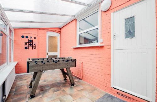 Worcester House | Host & Stay - Compton House