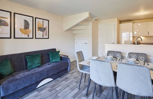 Milton Keynes House | Host & Stay | Fen Street