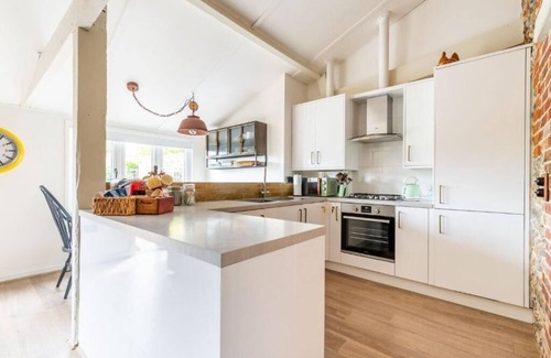 Happisburgh Cottage | Host & Stay | Nicholson Cottage