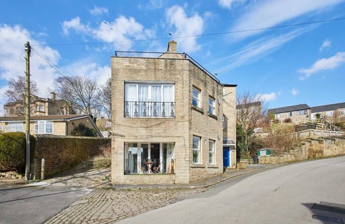 Stainland Apartment | Host & Stay | Ormesby
