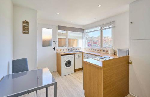 Thetford House | Host & Stay - Park View