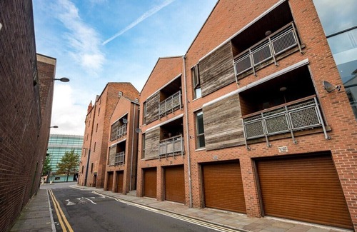 Liverpool City Centre Apartment | Host & Stay | Ropewalks Quarters V